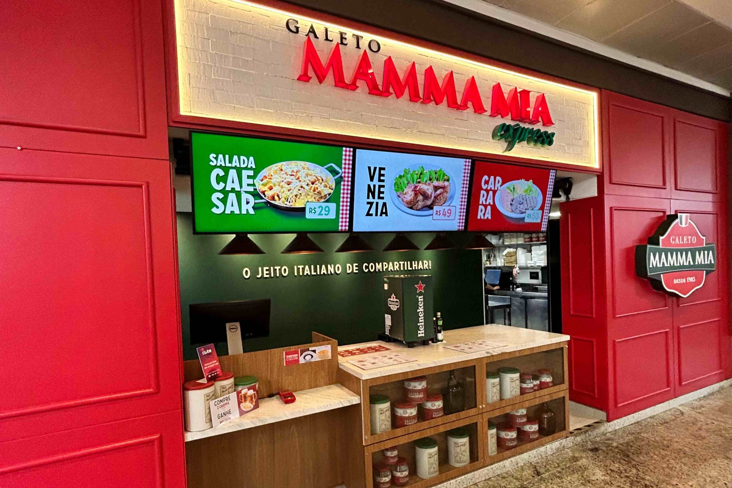 “Galeto Mamma Mia” fortalece modelo Express na Grande Florianópolis