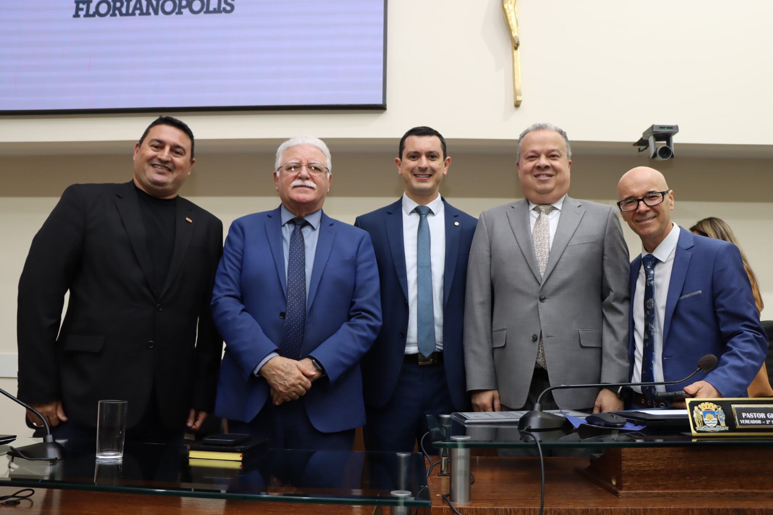Homenagem Histórica na Câmara de Florianópolis: Vereador Pastor Giliard “Celebra os 87 Anos da Assembleia de Deus” Homenagem Histórica na Câmara de Florianópolis: Vereador Pastor Giliard “Celebra os 87 Anos da Assembleia de Deus”