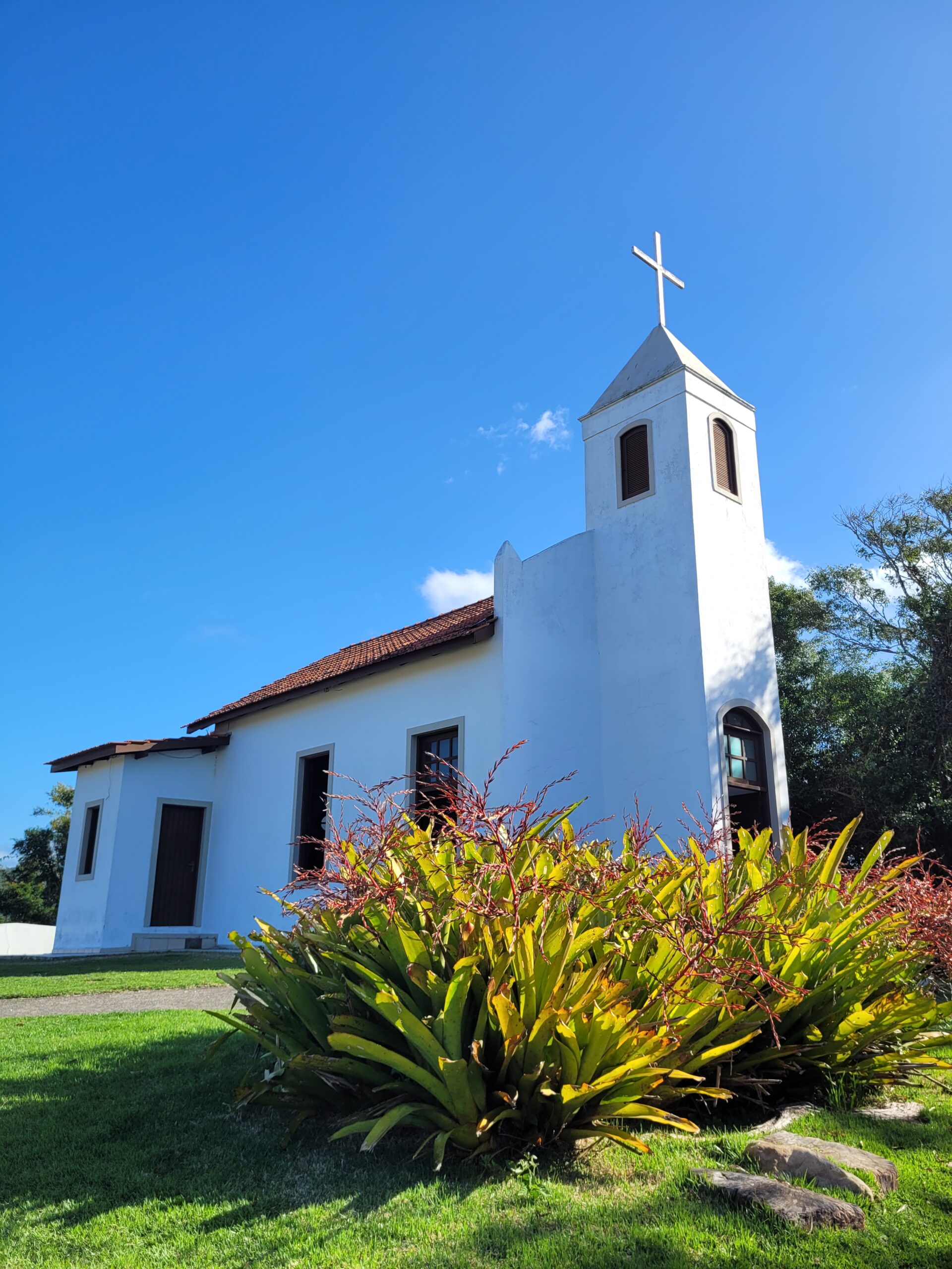 DESCOBRINDO BOMBINHAS OFERECE PROGRAMAÇÃO GRATUITA PARA TURISTAS