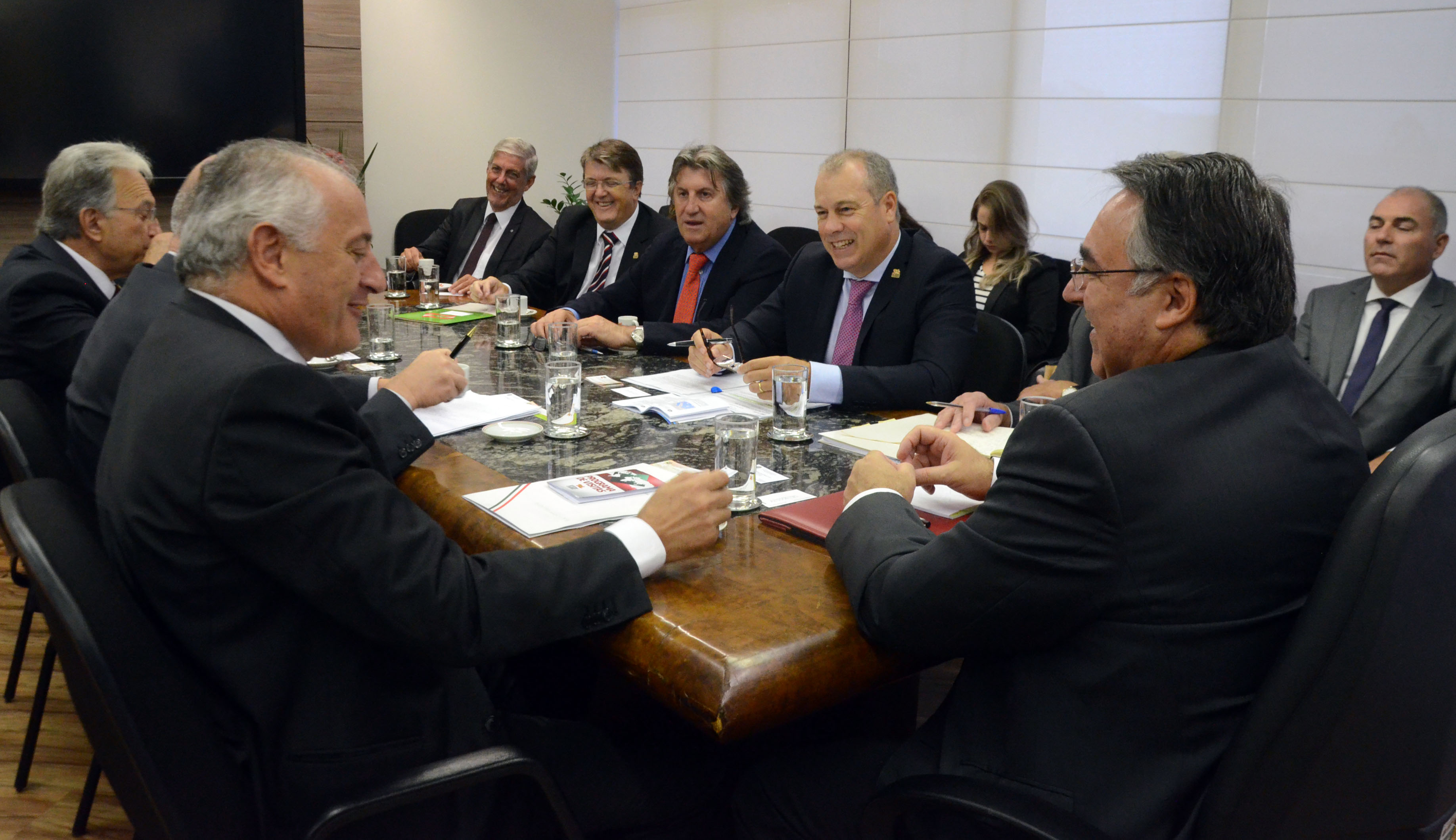 Embaixador da Itália no Brasil é recepcionado por representantes do Governo do Estado Embaixador da Itália no Brasil é recepcionado por representantes do Governo do Estado