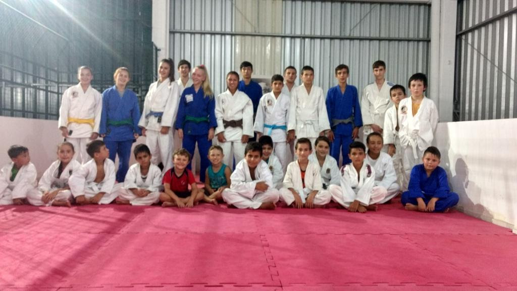 Judocas de Camboriú disputam campeonato em BC