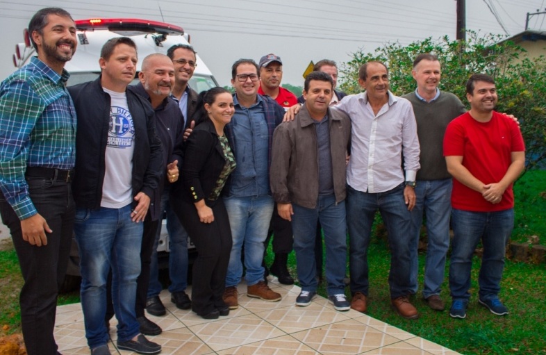 INTERIOR DO MUNICÍPIO RECEBE NOVA AMBULÂNCIA