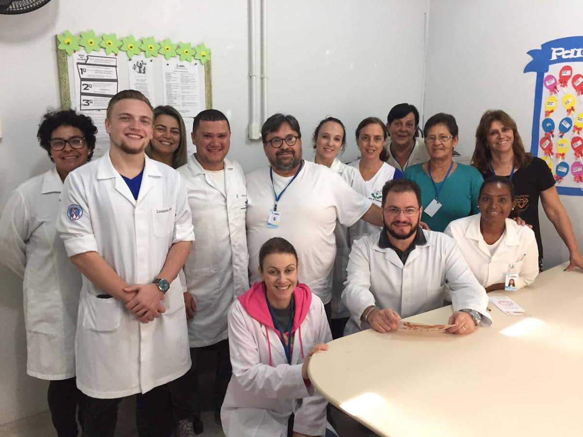 Equipe da APAE visita UBS Meia Praia I