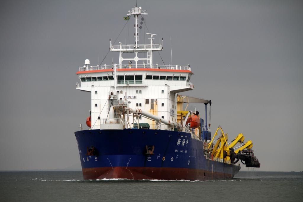 Informações da Superintendência do Porto de Itajaí: Draga Chinesa “Xin Hai Niu” opera em Itajaí Informações da Superintendência do Porto de Itajaí: Draga Chinesa “Xin Hai Niu” opera em Itajaí