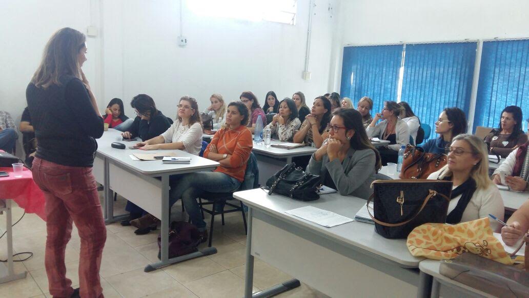 Seguem as capacitações para  Rede de atendimento a criança e adolescente em Itapema