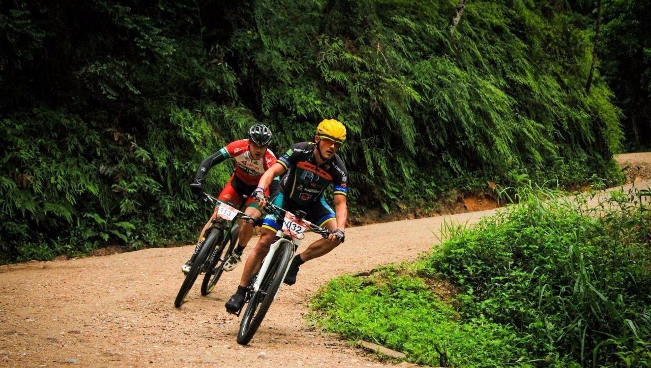 Ciclistas de Itapema participam do 1º Desafio Blumenau de Mountain Bike