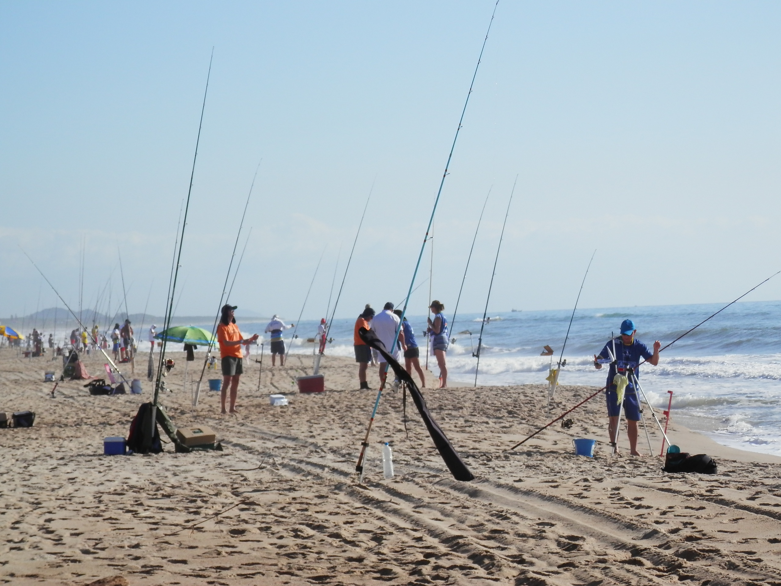 Praia Brava recebe neste domingo o Torneio de Pesca de Itajaí Praia Brava recebe neste domingo o Torneio de Pesca de Itajaí