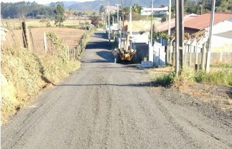 SUBPREFEITURA DO INTERIOR REALIZA MELHORIAS NAS RUAS DO ESCALVADOS E ESCALVADINHO