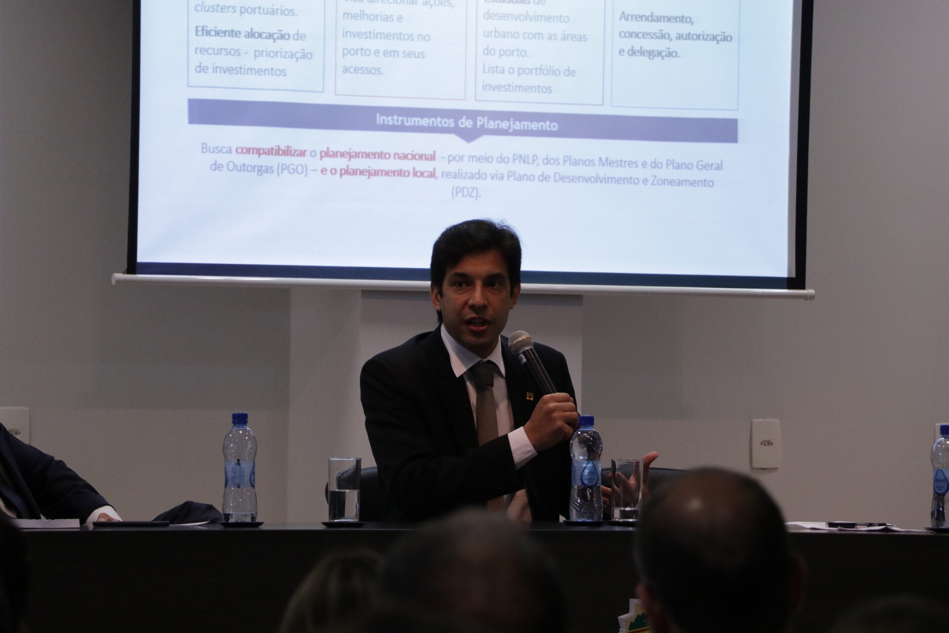 Decreto que prorroga contrato de portos foi um dos temas de Workshop realizado na OAB Itajaí Decreto que prorroga contrato de portos foi um dos temas de Workshop realizado na OAB Itajaí