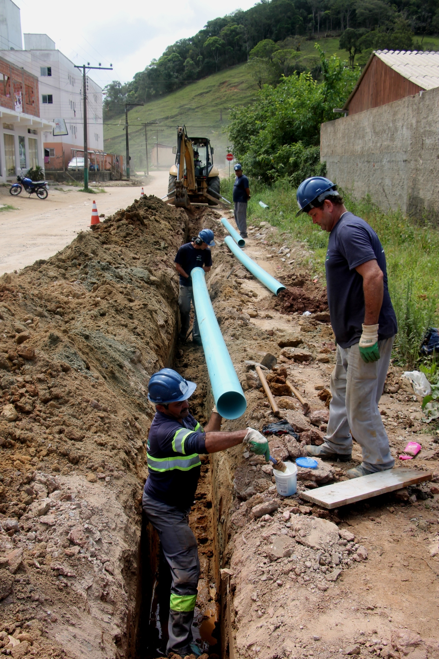 Reforços na rede garantem água com mais regularidade a 35 mil pessoas no Monte Alegre e Conde Vila Verde
