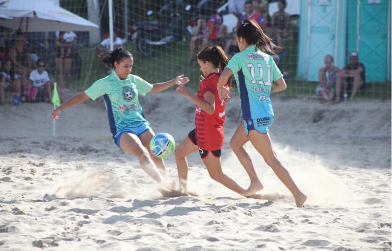 Beach Soccer chega à fase decisiva: semifinais serão disputadas neste fim de semana