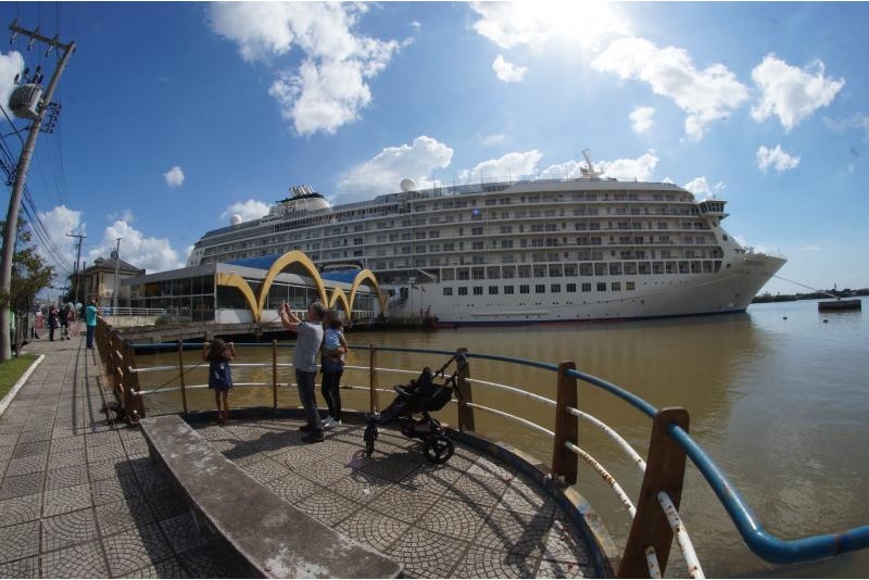 Último navio da temporada atracará em Itajaí nesta quarta-feira (28)