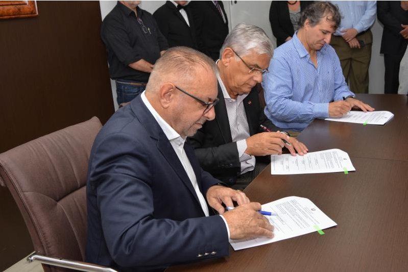 Itajaí receberá o maior complexo industrial de pescado enlatado do mundo