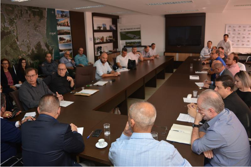 Município de Itajaí monta Gabinete de Gestão de Crise para enfrentar desabastecimento Município de Itajaí monta Gabinete de Gestão de Crise para enfrentar desabastecimento