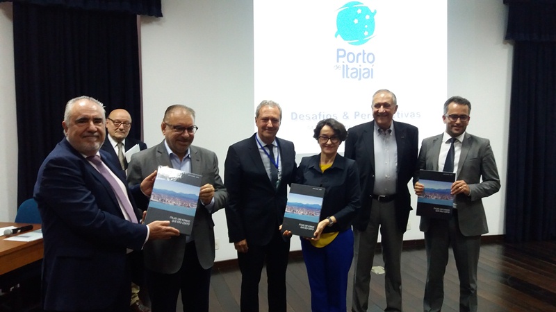 FIESC e Superintendência do Porto de Itajaí FIESC e Superintendência do Porto de Itajaí