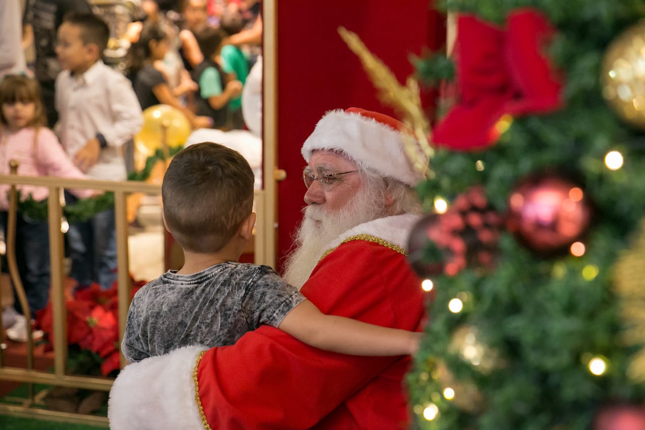 Lojas do Itajaí Shopping adotam horário especial de fim de ano Lojas do Itajaí Shopping adotam horário especial de fim de ano
