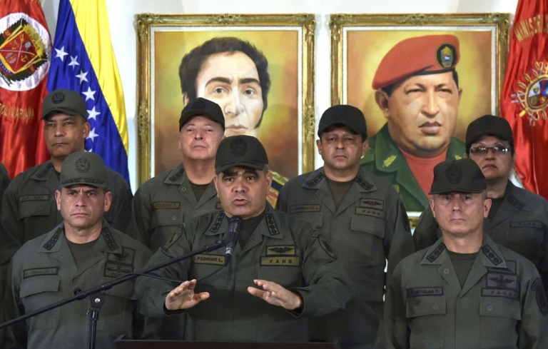 Força Armada da Venezuela reitera lealdade a Maduro e diz estar ‘em alerta’