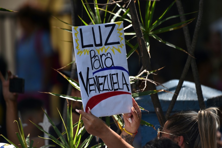 Práticas da ‘Idade Média’ para enfrentar o apagão na Venezuela