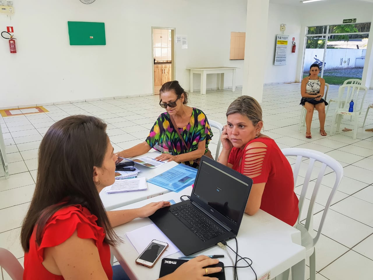Moradores do Estaleiro devem se cadastrar e solicitar ligação de água junto a Emasa Moradores do Estaleiro devem se cadastrar e solicitar ligação de água junto a Emasa