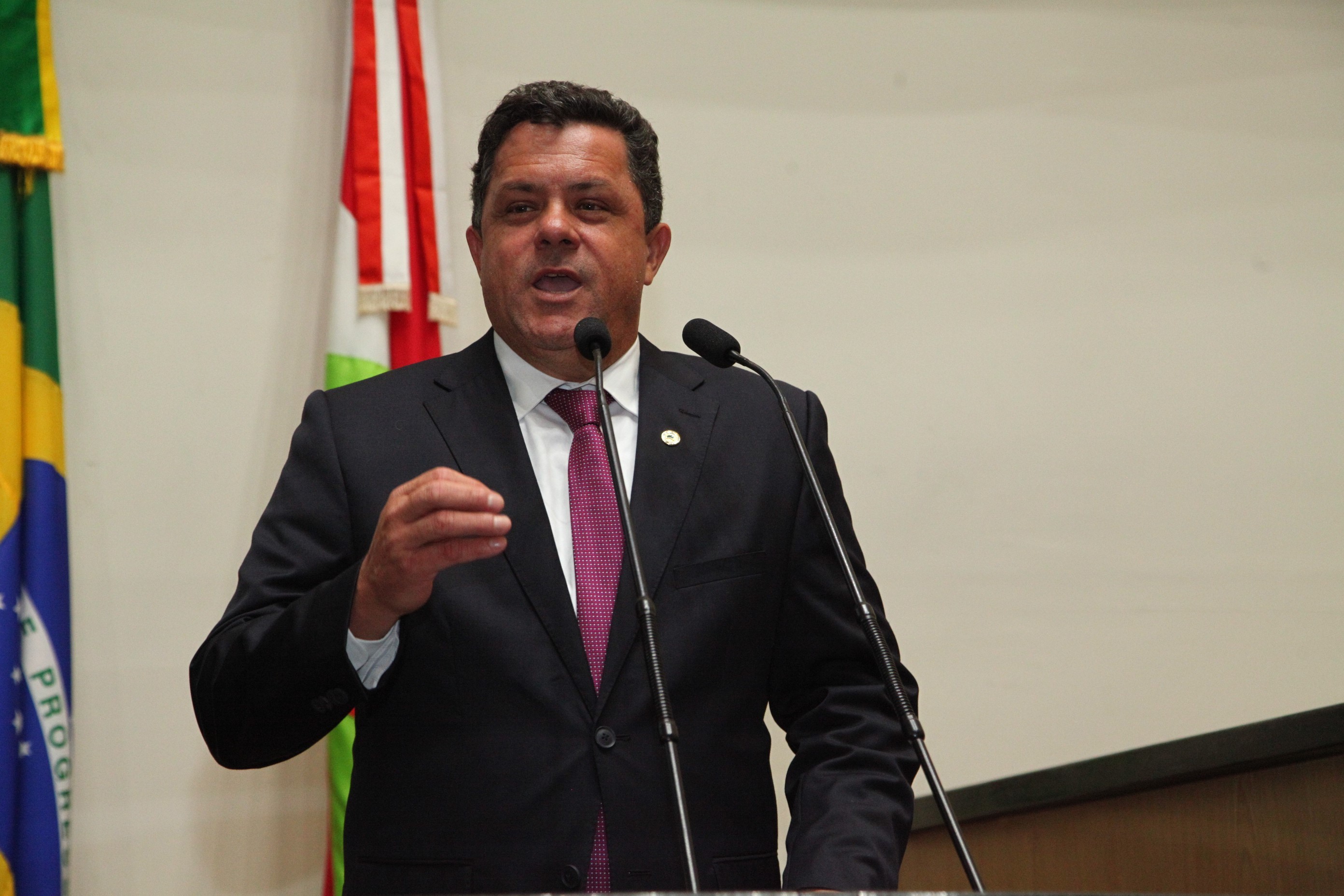 DEPUTADO IVAN NAATZ QUER A CRIAÇÃO DA “FRENTE PARLAMENTAR EM DEFESA DO SANEAMENTO”