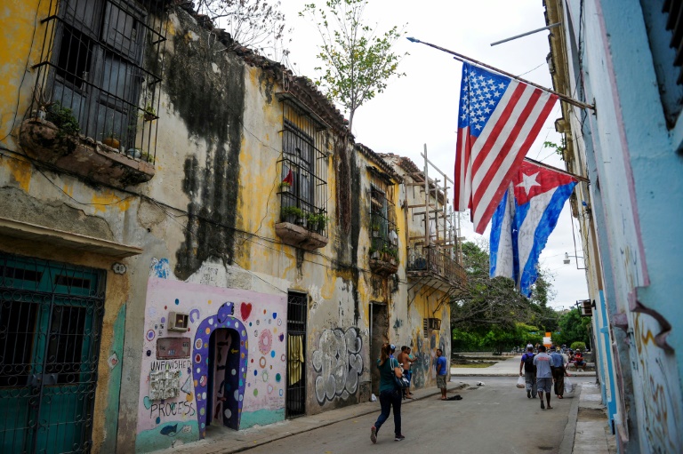 Cuba acusa EUA de dificultar visitas de cubanos