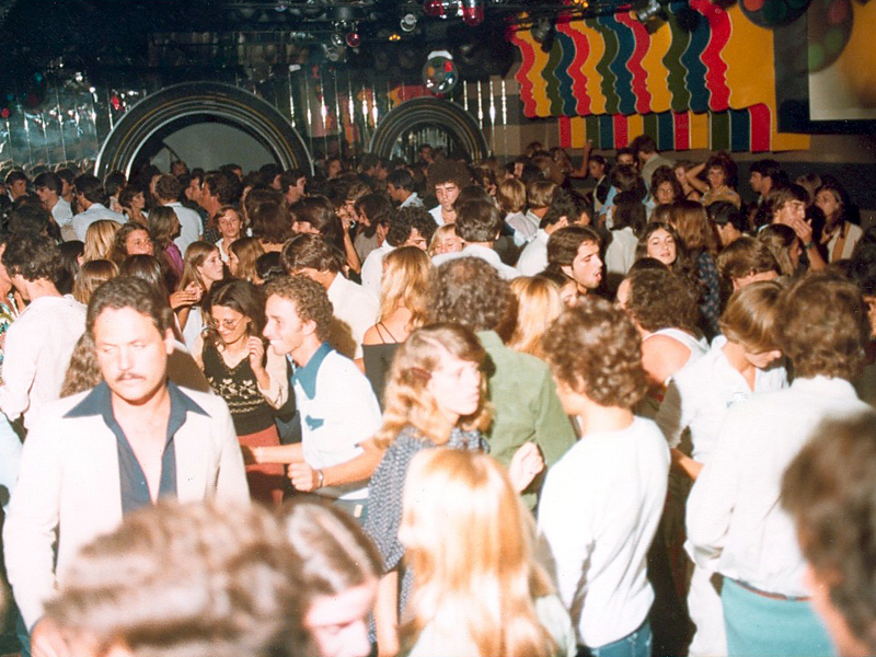 Fields recebe mais uma edição icônica da festa Dizzy Forever