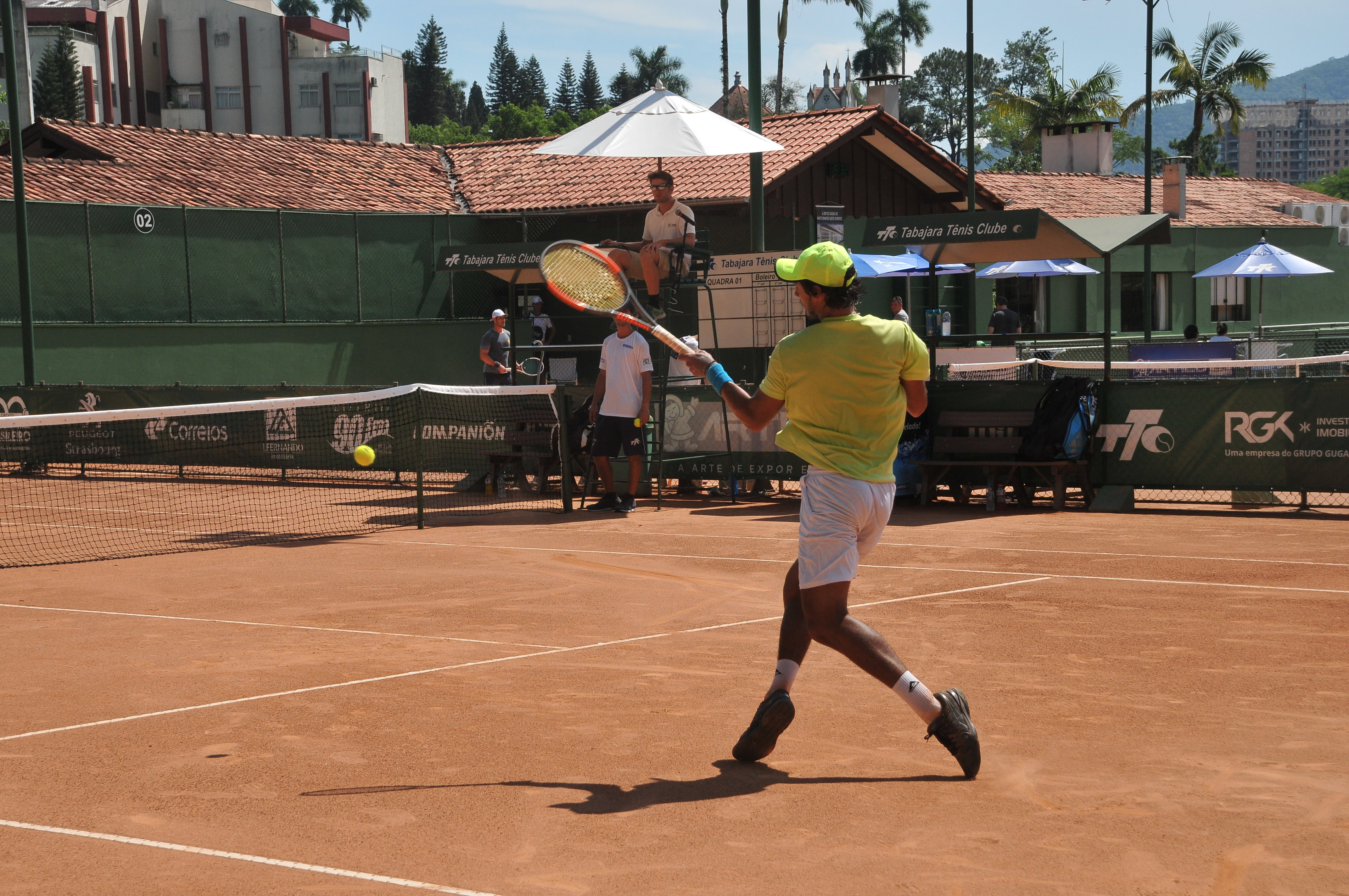 Blumenau sedia encontro que prepara tenistas para a Copa das Federações Blumenau sedia encontro que prepara tenistas para a Copa das Federações