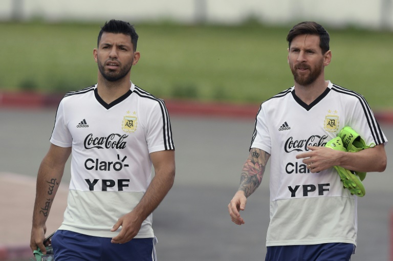 Argentina espera Messi enquanto se prepara para Copa América