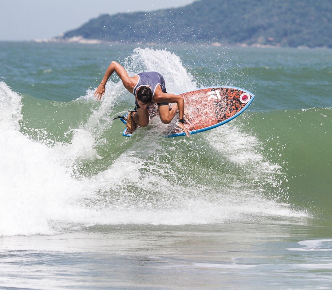 Feras do surfe confirmam presença domingo no Circuito FME na Praia do Quilombo