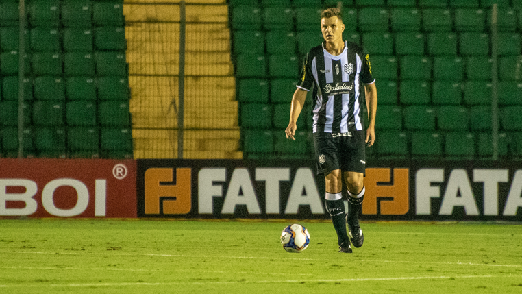 Invicto pelo Figueirense, Alemão celebra triunfo sobre o Brasil de Pelotas