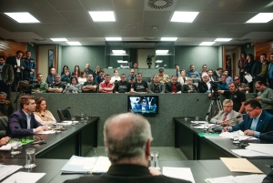 CCJ aprova aumento no limite de idade para ingresso na Polícia Militar CCJ aprova aumento no limite de idade para ingresso na Polícia Militar