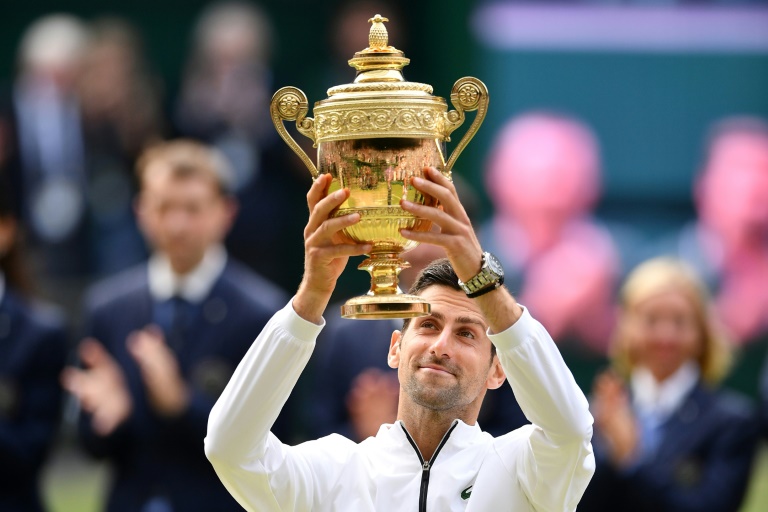 Djokovic salva dois match points contra Federer e conquista Wimbledon pela 5ª vez