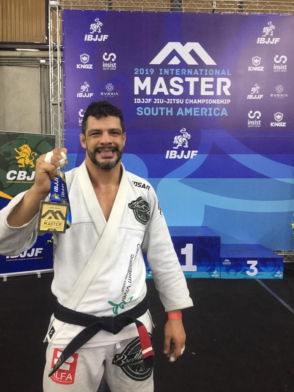 Lutador de BC conquista o ouro no Master South América Internacional Open Lutador de BC conquista o ouro no Master South América Internacional Open