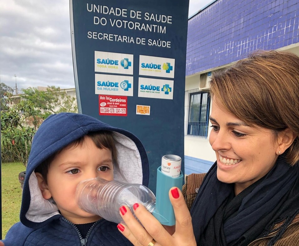 Unidade de Saúde Votorantim cria espaçador artesanal para crianças com bronquite Unidade de Saúde Votorantim cria espaçador artesanal para crianças com bronquite