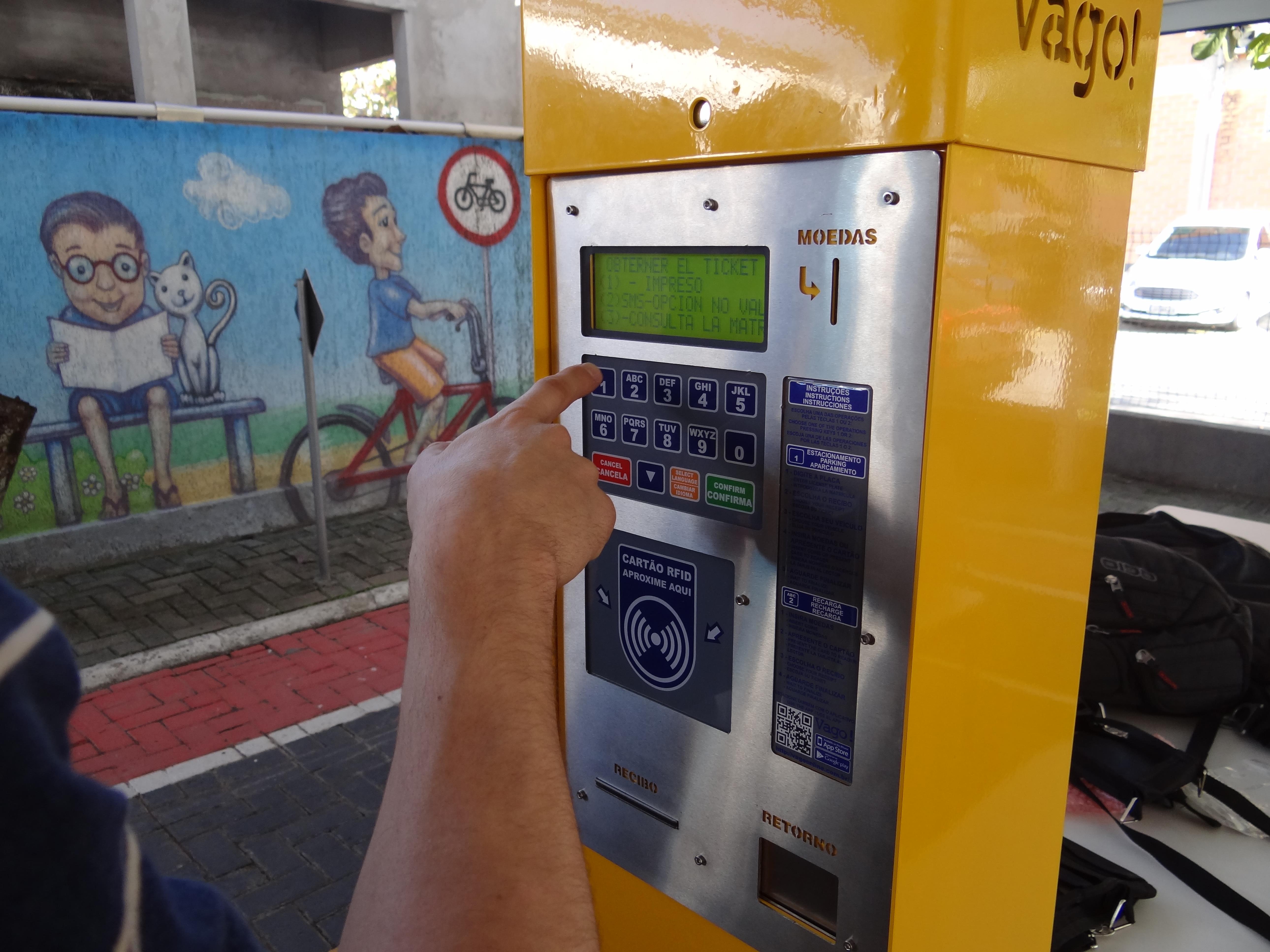 Aprovados equipamentos do estacionamento rotativo de Balneário Camboriú