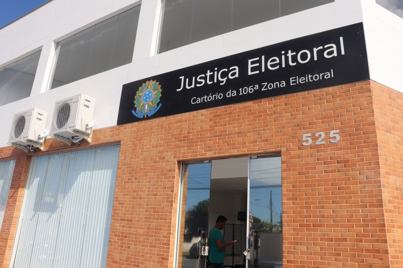 Zona Eleitoral inicia atendimento e Biometria Zona Eleitoral inicia atendimento e Biometria
