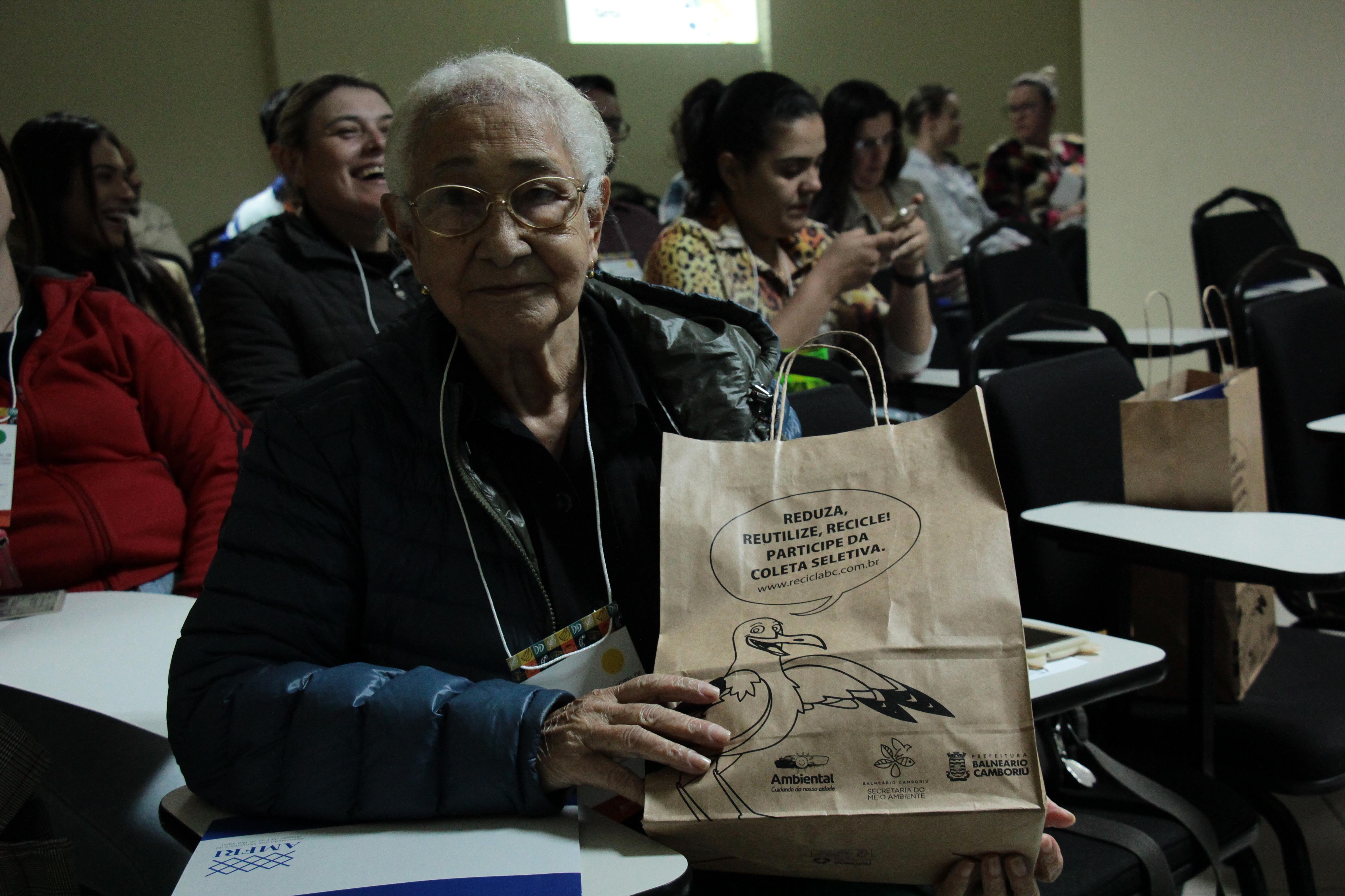 Conferência Municipal de Segurança Alimentar e Nutricional reuniu mais de 80 pessoas