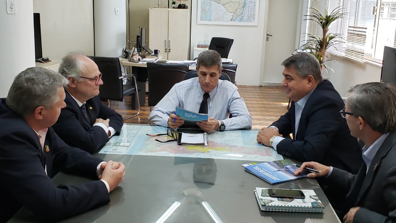 Caropreso acompanha prefeito de Jaraguá do Sul em agendas no governo do Estado Caropreso acompanha prefeito de Jaraguá do Sul em agendas no governo do Estado