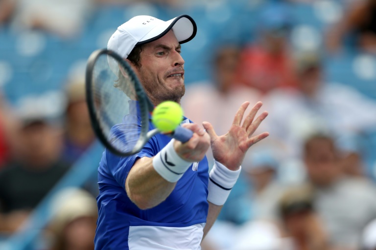 Após cirurgia, Murray volta aos torneios de simples com derrota em Cincinnati