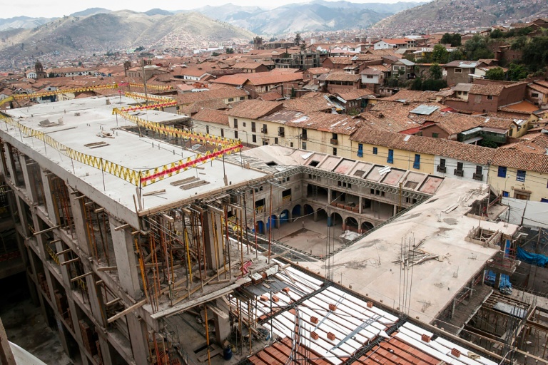 Justiça manda demolir hotel Sheraton em Cusco por destruir muros incas Justiça manda demolir hotel Sheraton em Cusco por destruir muros incas