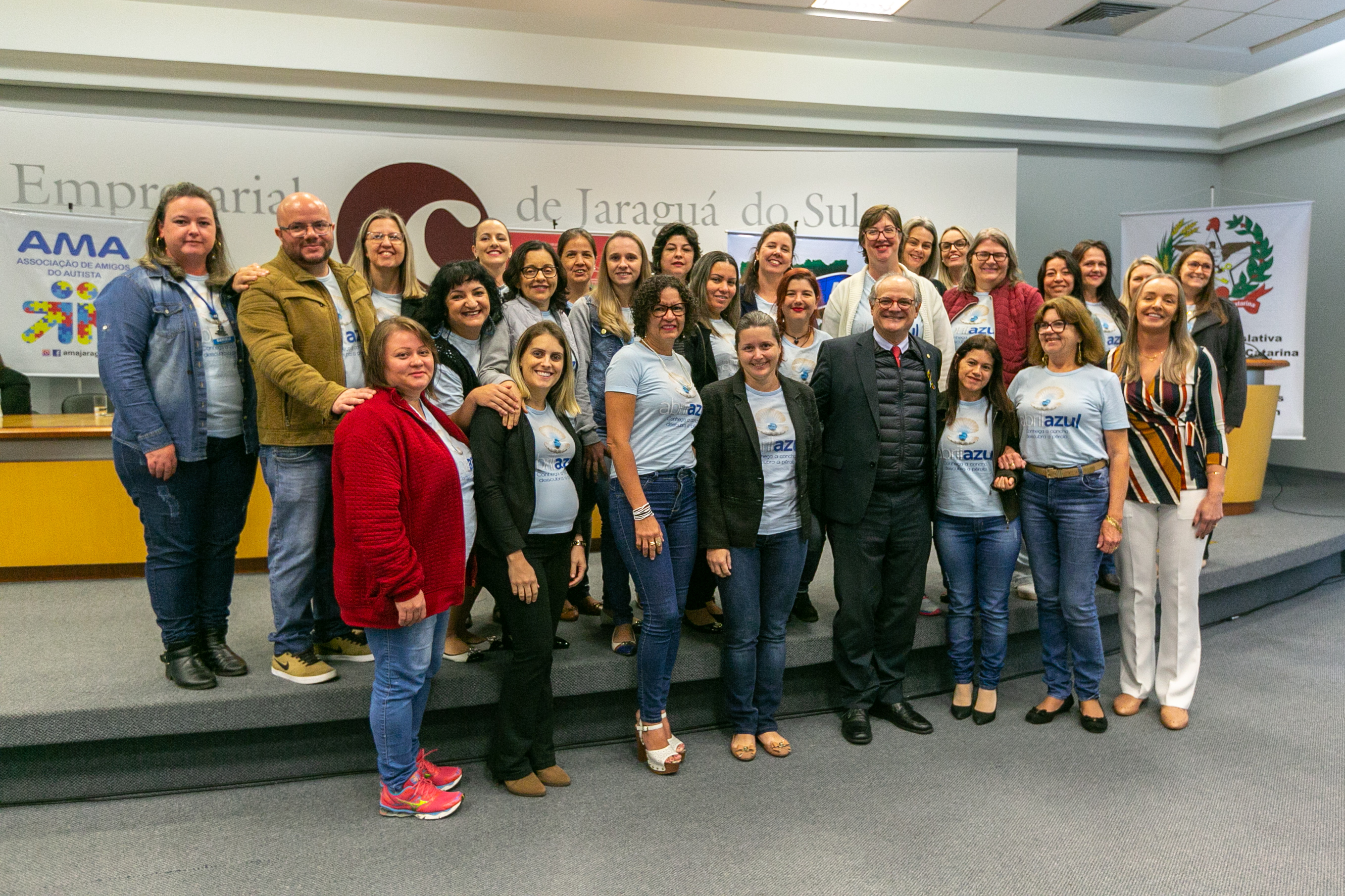 Dr.Vicente participa de seminário sobre autismo em Jaraguá do Sul Dr.Vicente participa de seminário sobre autismo em Jaraguá do Sul