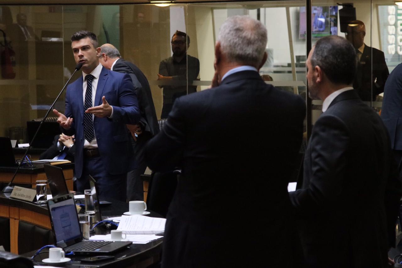 Deputado Bruno Souza propõe a privatização da Ceasa Deputado Bruno Souza propõe a privatização da Ceasa