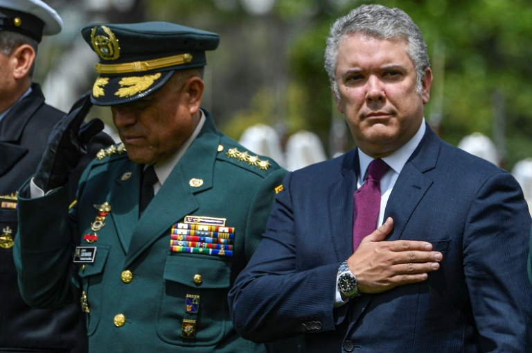 Presidente inicia ‘diálogo social’ em uma Colômbia sacudida por protestos Presidente inicia ‘diálogo social’ em uma Colômbia sacudida por protestos