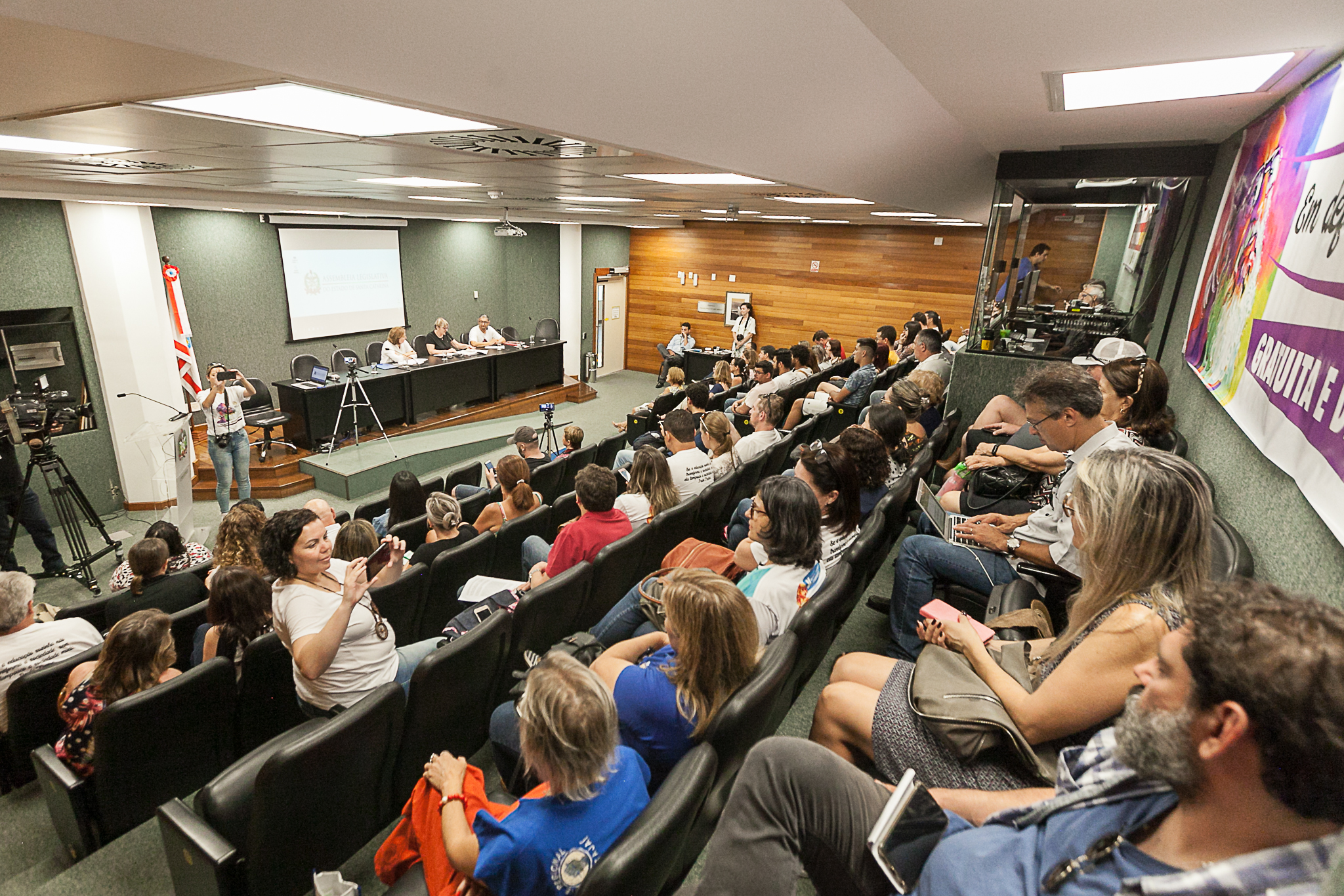 Professores acreditam em aumento da evasão com novo ensino médio