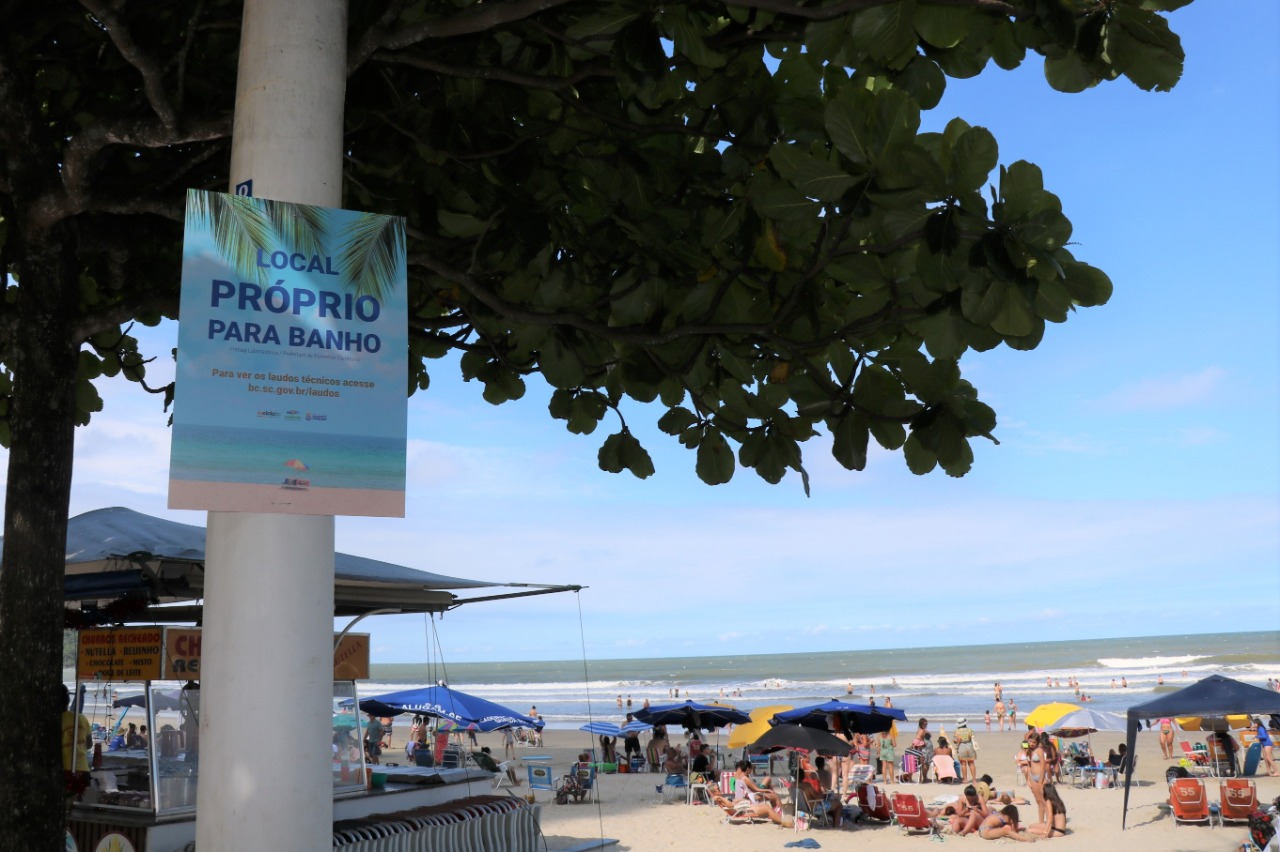Praia Central de Balneário Camboriú e Praias Agrestes estão próprias para banho
