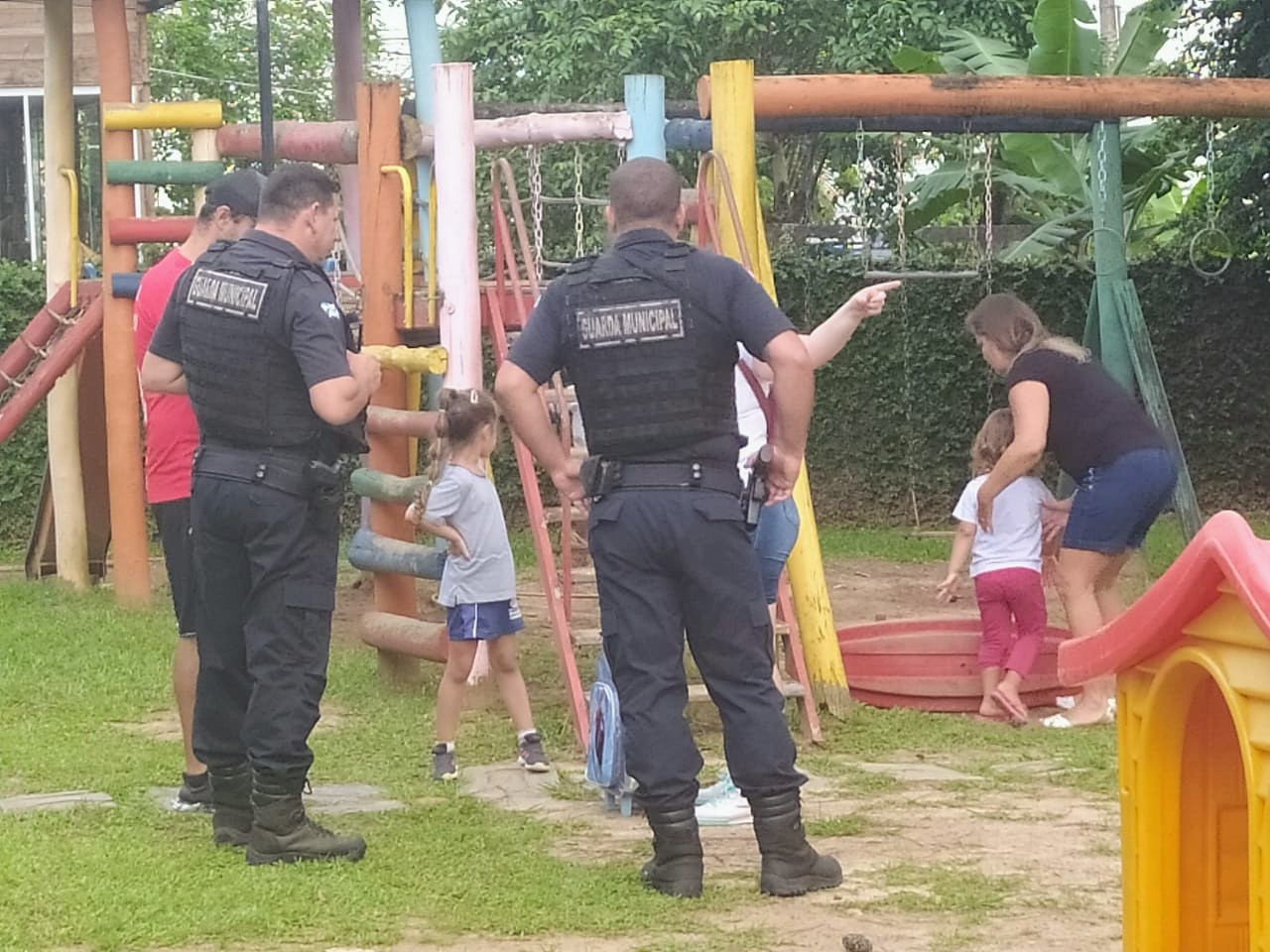 Policiamento Comunitário traz resultado positivo nos bairros Policiamento Comunitário traz resultado positivo nos bairros