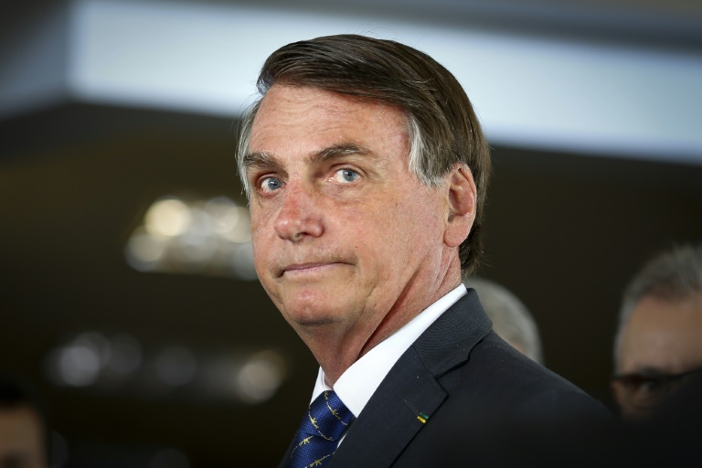 Bolsonaro chama Greenpeace de ‘lixo’