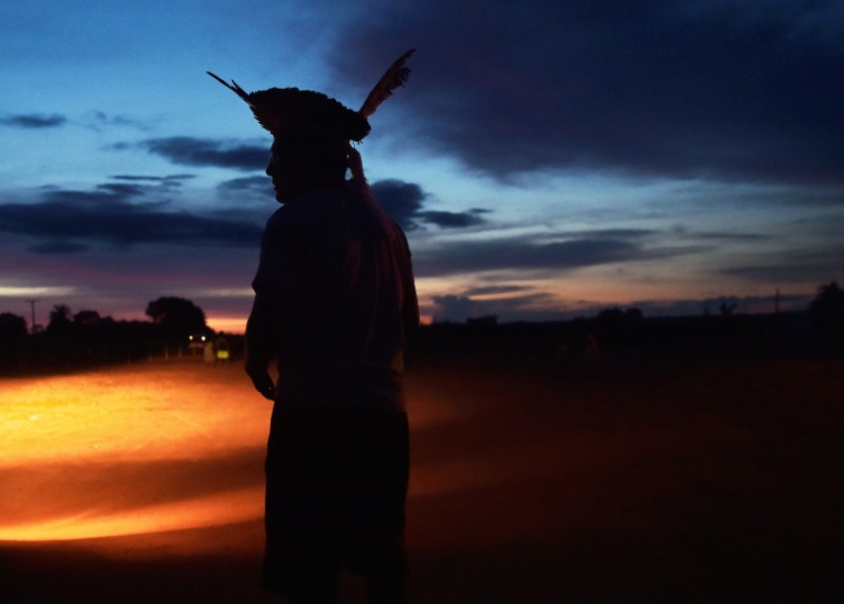 Tribos indígenas da América do Sul pedem ajuda por causa da Covid-19