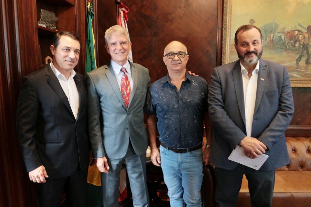 Governador debate implantação do modelo Apac no sistema prisional de Santa Catarina