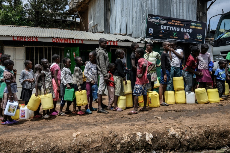 Diante da recessão mundial, uma moratória sobre a dívida dos países pobres